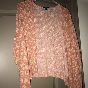 Super cute kimono, great for the summer